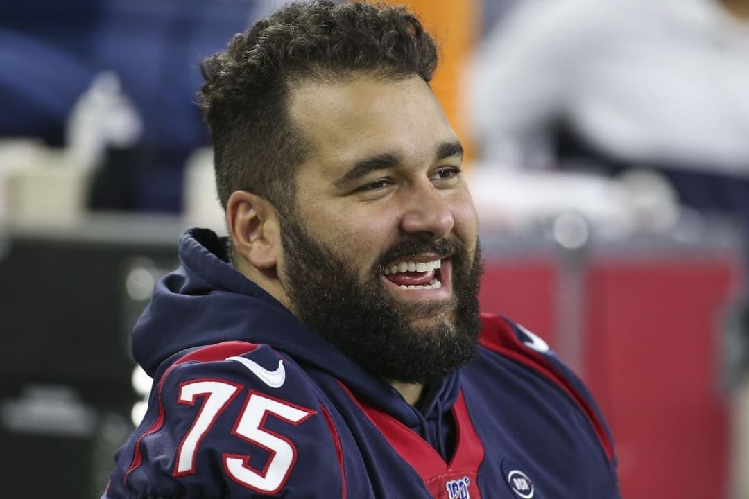 Ex-NFL Pro Matt Kalil Sues Ex-Wife Over Viral Comments on His Body