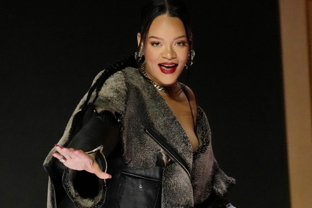 Rihanna’s Family Home Rocked by Gunfire in Broad Daylight Attack