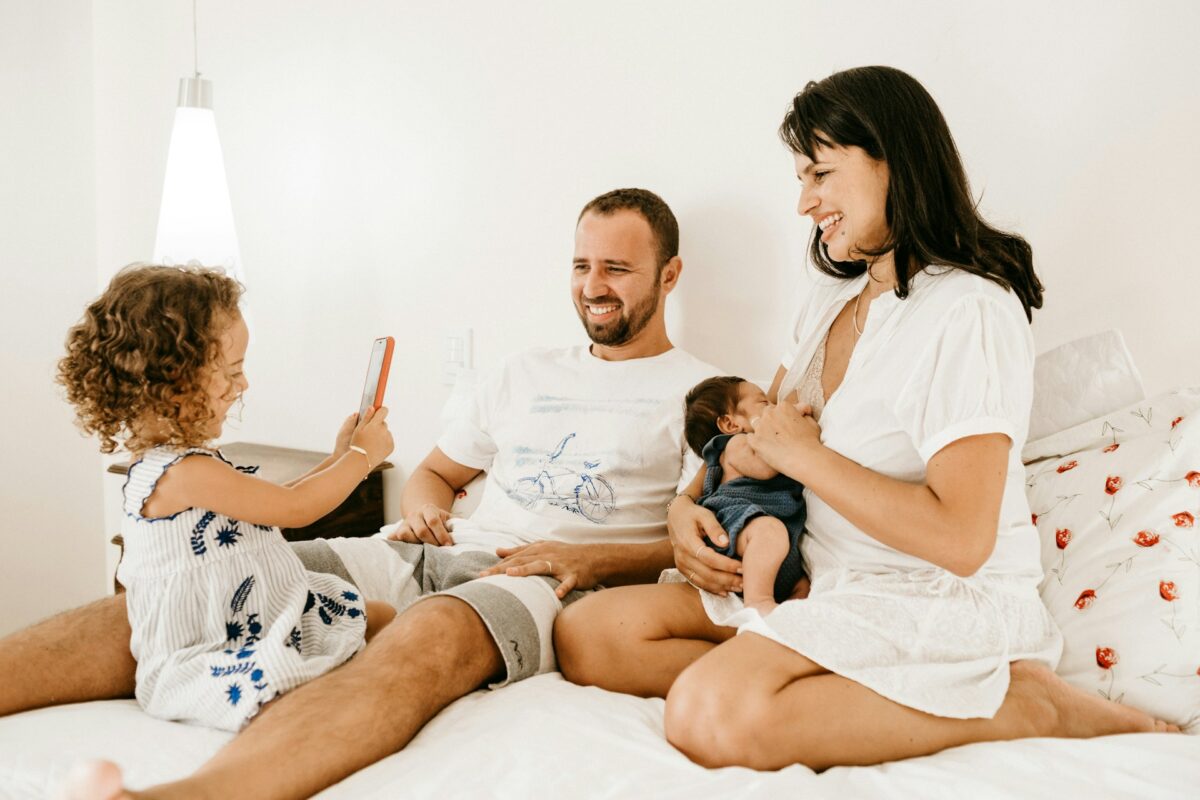 4 Zodiac Signs Who Will Stay in a Relationship Too Long “For the Kids”