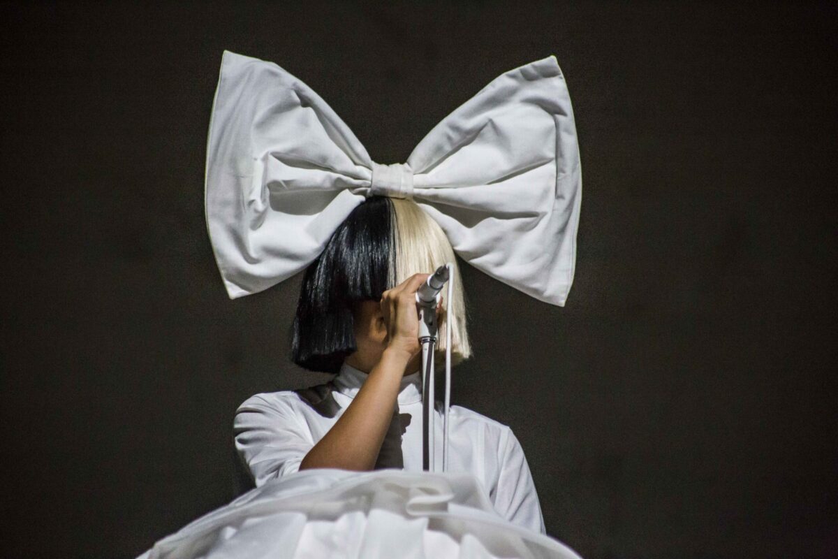 Sia Agrees to $42k a Month in Child Support to Estranged Husband