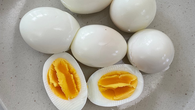 how to make hard boiled eggs