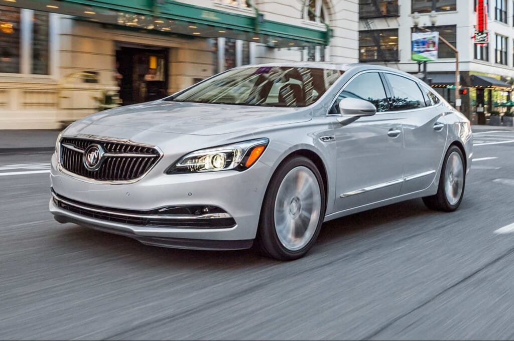 2017-Buick-LaCrosse