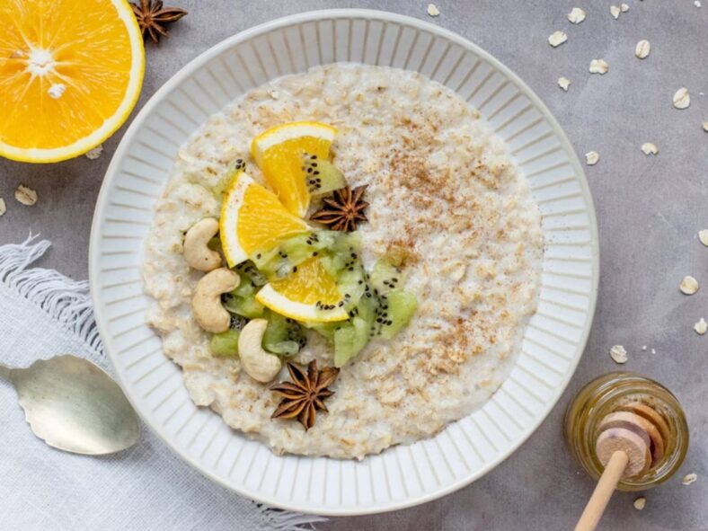 Oatmeal What to Eat When Sick Unsplash